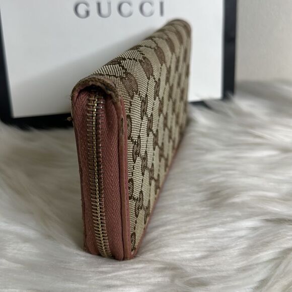 💯Authentic Gucci Zipped Around Long Wallet🍀 - Picture 9 of 17